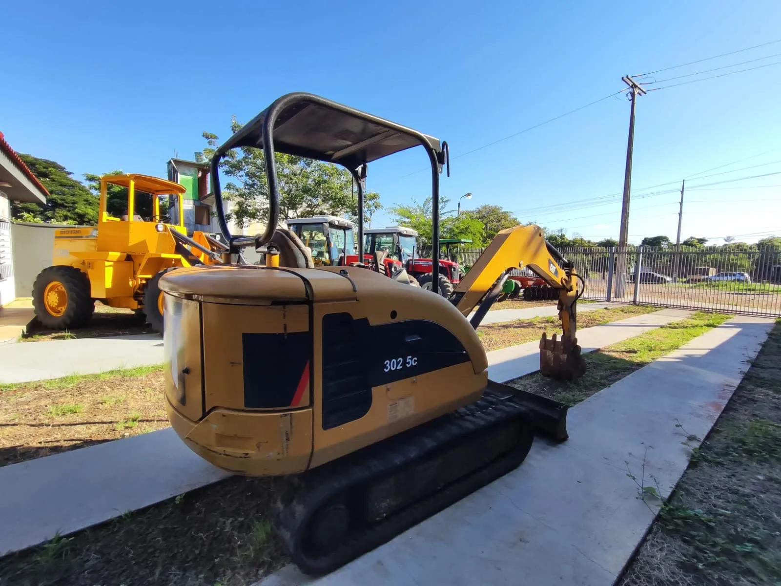 Caterpillar 302.5 - Mini Excavadora miniatura 4