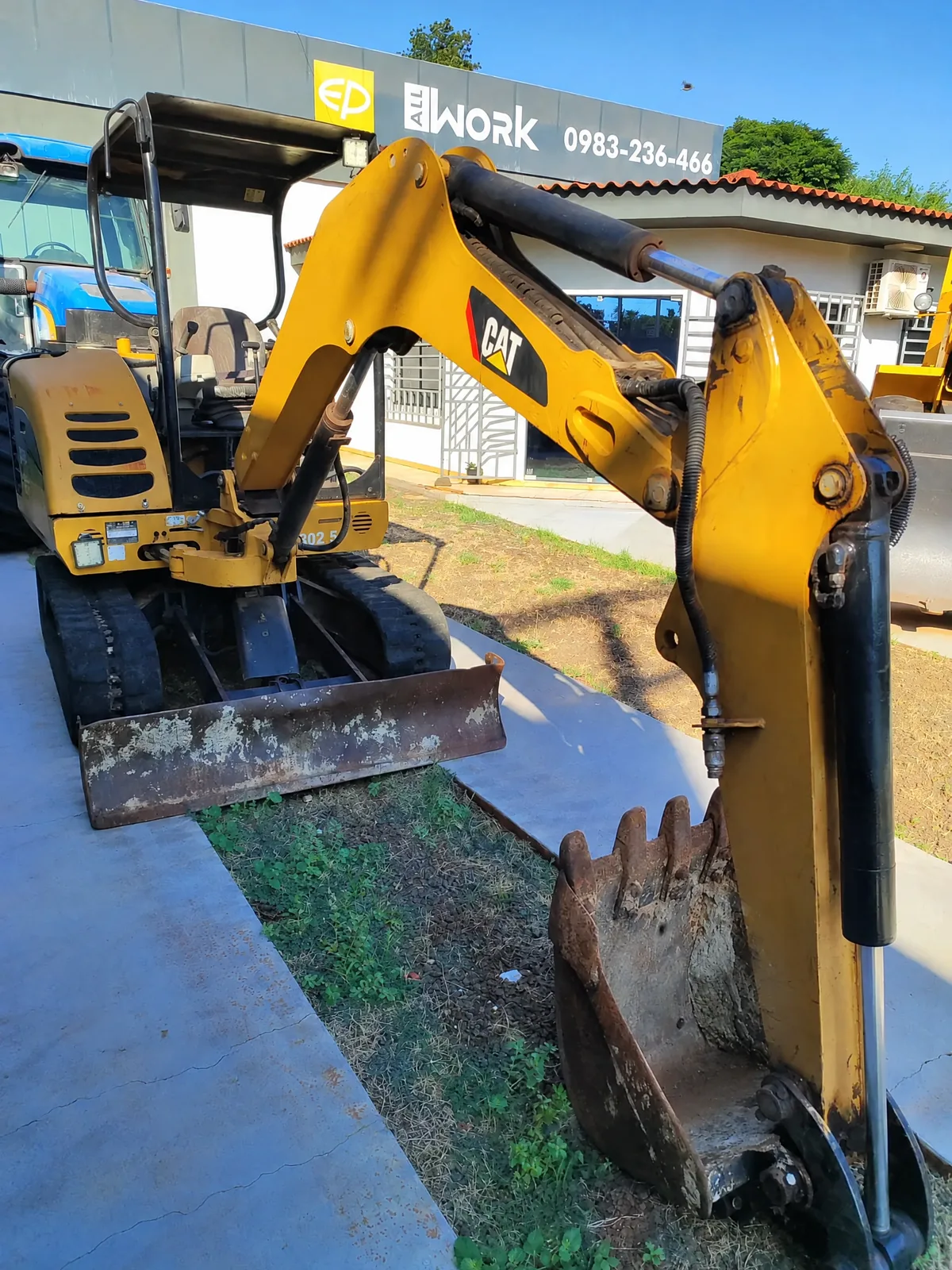 Caterpillar 302.5 - Mini Excavadora miniatura 6