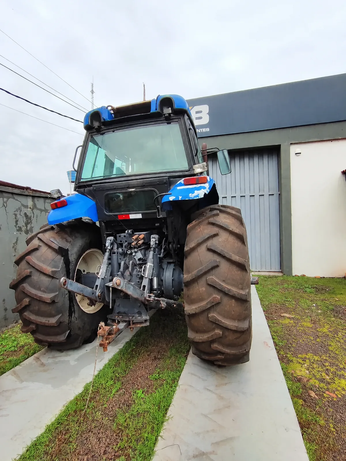 New Holland TM7010 - Tractor 140 HP miniatura 6